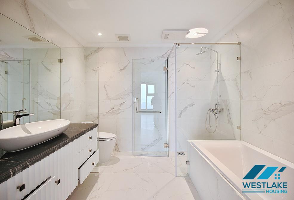 Brand new 3 beds apartment for rent in D'leroi Soleil building, Xuan Dieu, Tay Ho