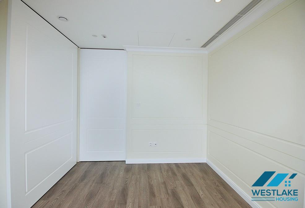 Brand new 3 beds apartment for rent in D'leroi Soleil building, Xuan Dieu, Tay Ho