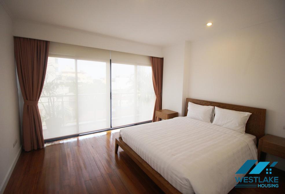Wonderful apartment with stunning lakeview, nice furniture, outdoor swimming pool and gym for rent in Tay Ho, Ha Noi
