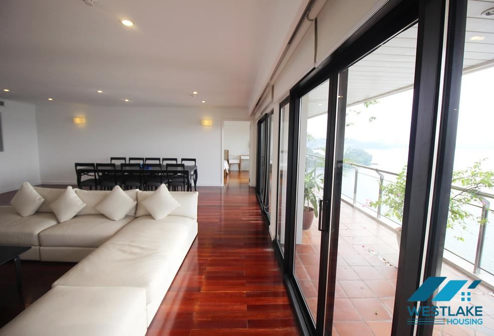 Wonderful apartment with stunning lakeview, nice furniture, outdoor swimming pool and gym for rent in Tay Ho, Ha Noi