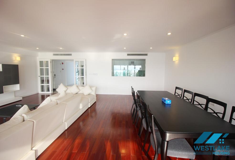 Wonderful apartment with stunning lakeview, nice furniture, outdoor swimming pool and gym for rent in Tay Ho, Ha Noi