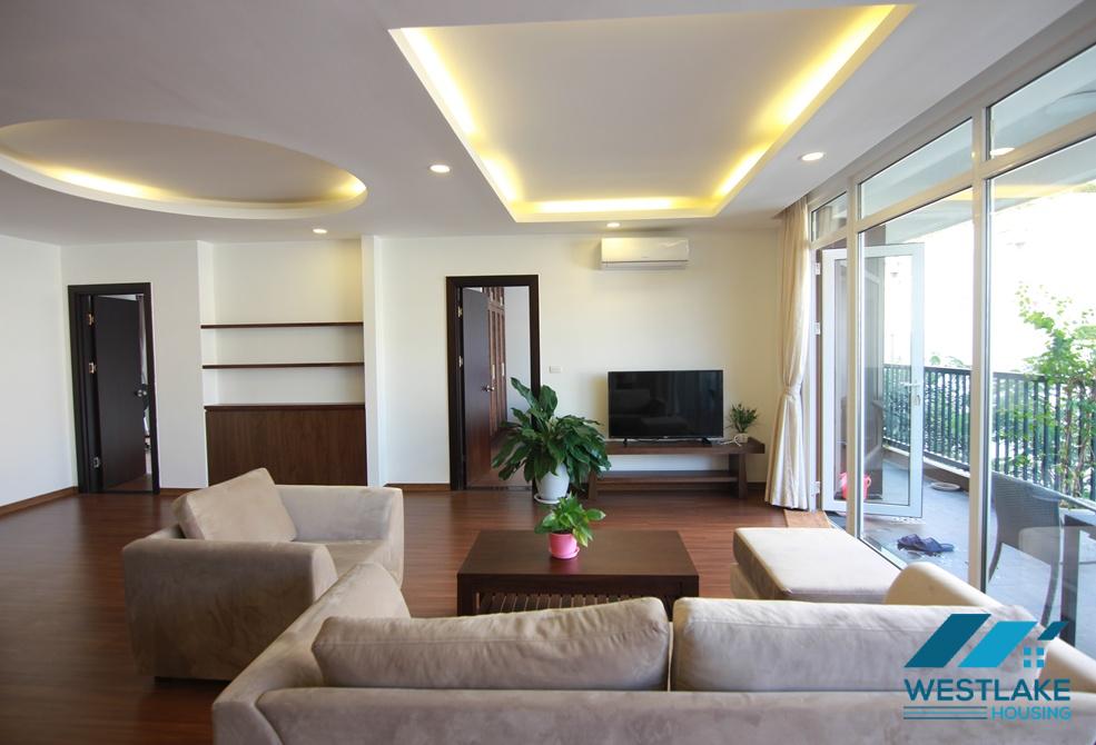  A beautiful and modern 03 bedrooms apartment for rent in Tay Ho, Ha Noi