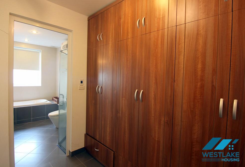 A nice 5 bedroom house for rent in Dang Thai Mai, Tay Ho