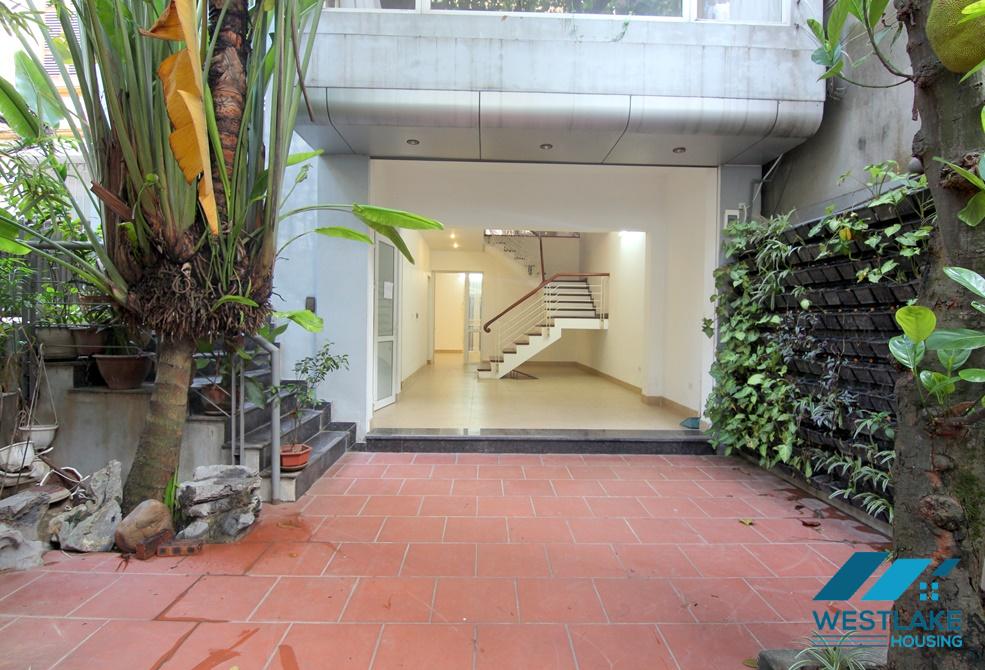 A nice 5 bedroom house for rent in Dang Thai Mai, Tay Ho
