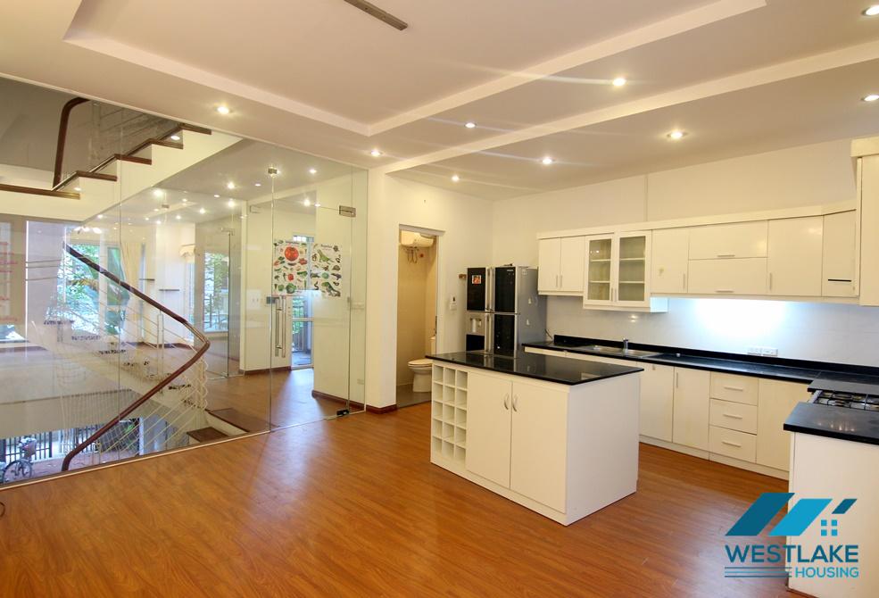A nice 5 bedroom house for rent in Dang Thai Mai, Tay Ho