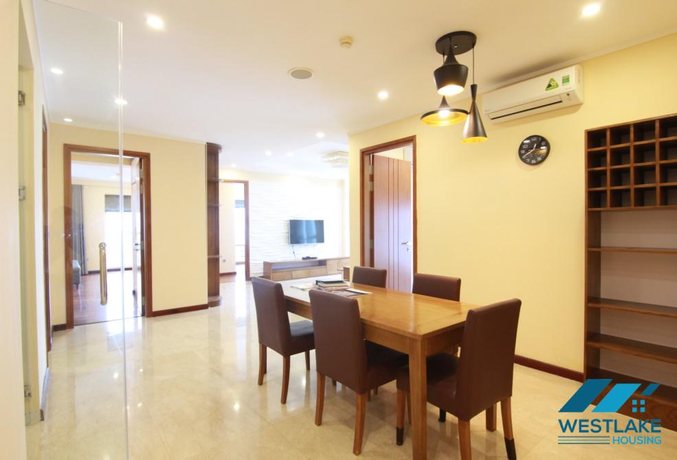 Căn hộ 3 phòng ngủ sang trọng và quyến rũ cho thuê tại khu đô thị Ciputra