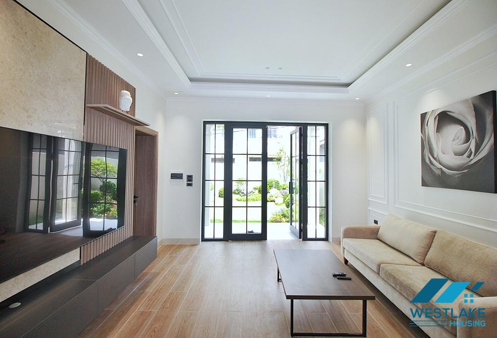 Green and modern house for rent in Tay Ho, Ha Noi