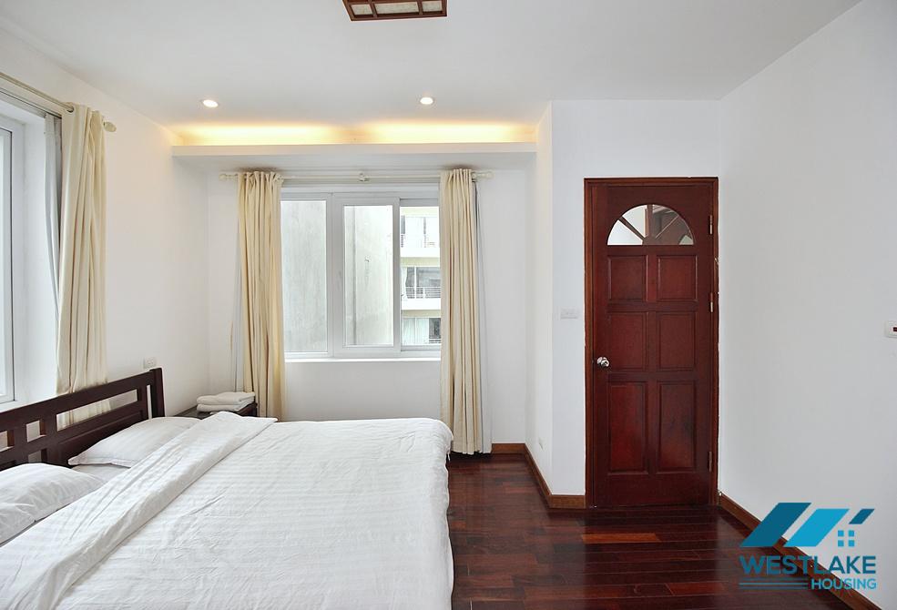 Spacious 02 bedrooms serviced apartment for rent in Tay Ho, Ha Noi