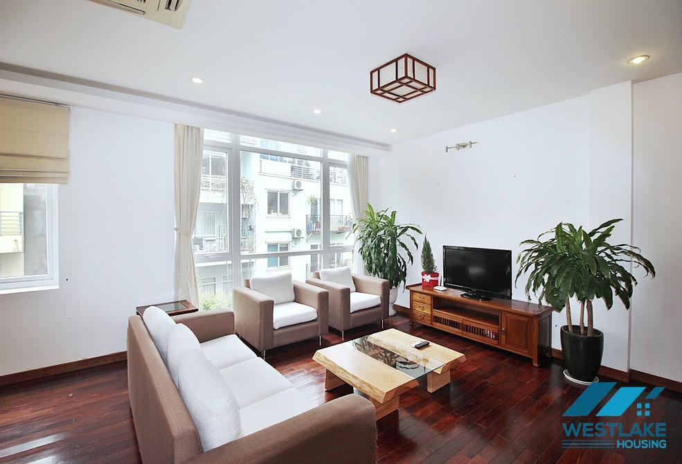 Spacious 02 bedrooms serviced apartment for rent in Tay Ho, Ha Noi