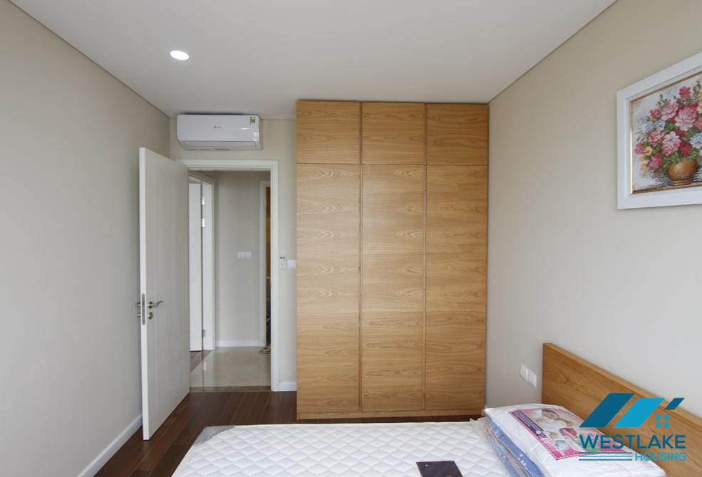 Cho Thuê Căn Hộ 2 Phòng Ngủ Sáng Sủa Tại D’.Capitale, Cầu Giấy – Đầy Đủ Nội Thất