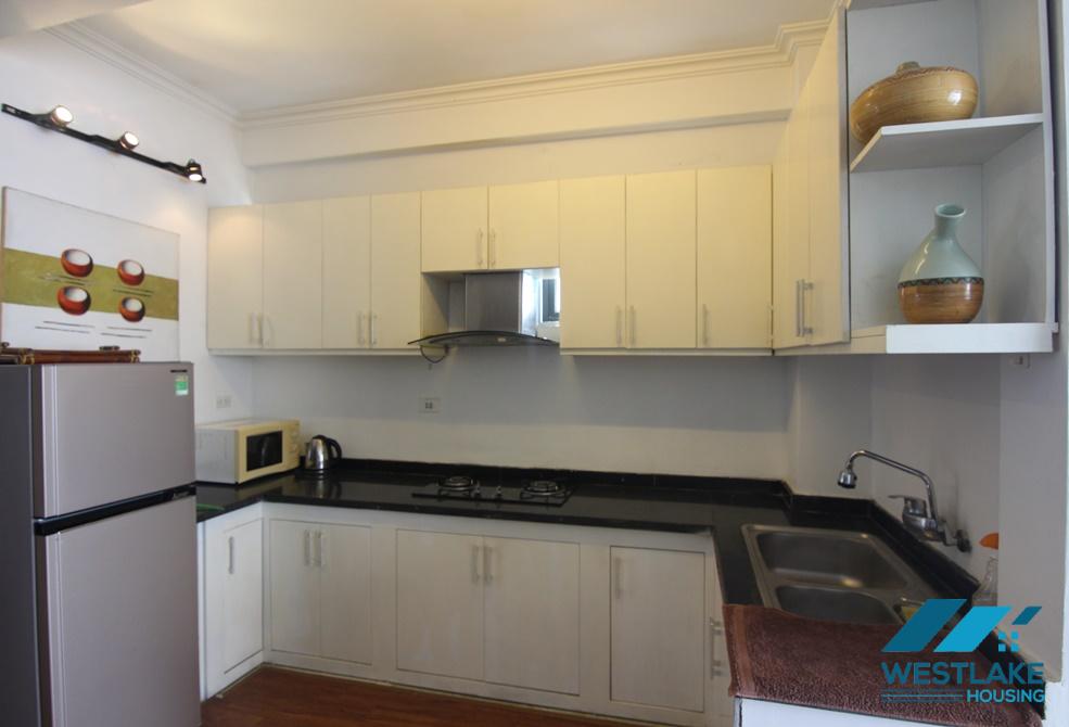 Căn Hộ 2 Phòng Ngủ View Hồ Cho Thuê Tại Vũ Miên Tây Hồ, Hà Nội