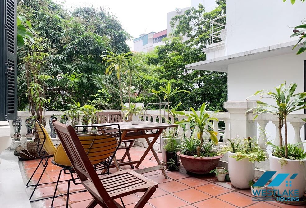 Cosy 02 bedrooms apartment for rent in Xuan Dieu area, Tay Ho, Ha Noi