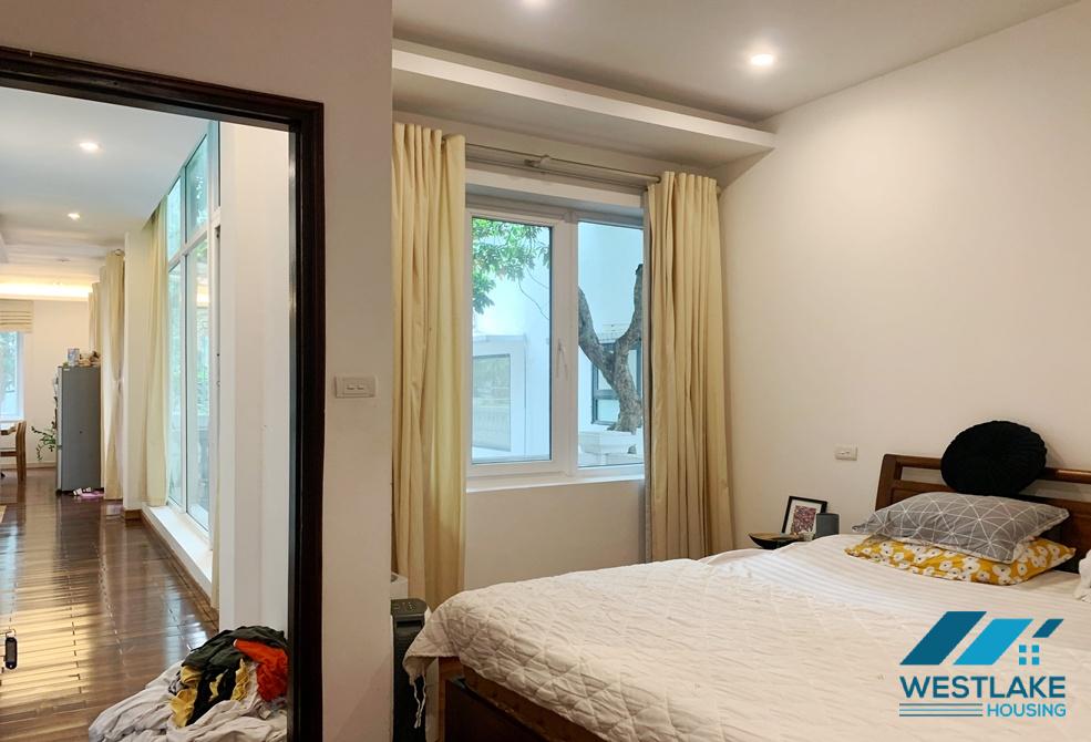 Cosy 02 bedrooms apartment for rent in Xuan Dieu area, Tay Ho, Ha Noi