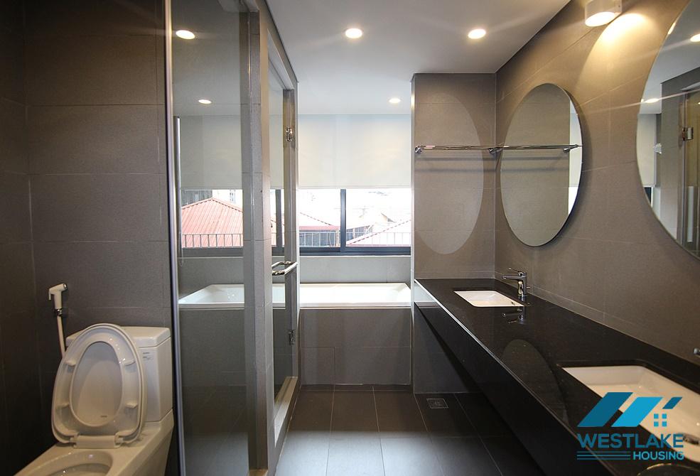 Căn Hộ 2 Phòng Ngủ Hiện Đại Và Phong Cách Cho Thuê Tại Tây Hồ, Hà Nội