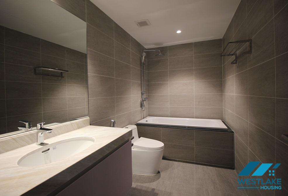 Căn Hộ Duplex 4 Phòng Ngủ Mới Đẹp, Sân Thượng Rông Thoáng Sáng Cho Thuê Tại Tô Ngọc Vân Tây Hồ, Hà Nội