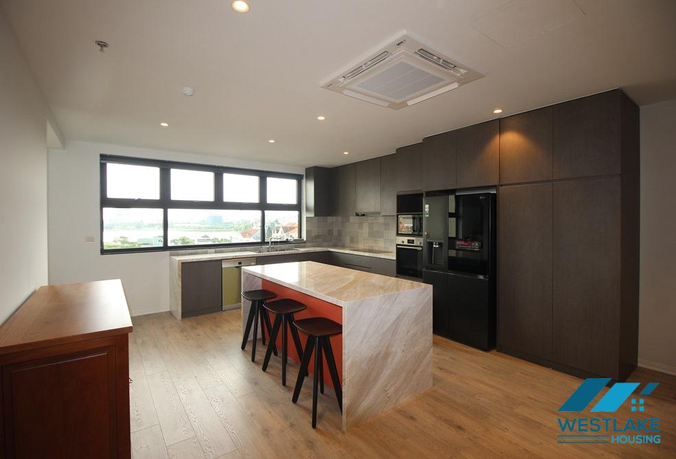 Căn Hộ Duplex 4 Phòng Ngủ Mới Đẹp, Sân Thượng Rông Thoáng Sáng Cho Thuê Tại Tô Ngọc Vân Tây Hồ, Hà Nội