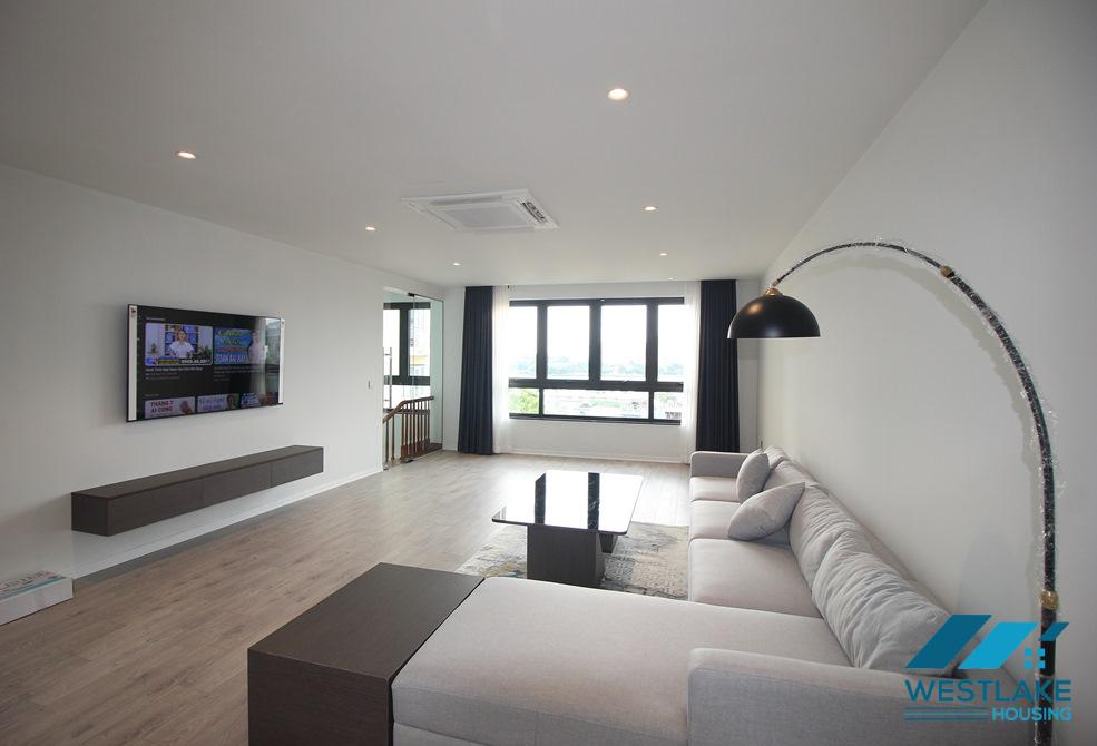 Căn Hộ Duplex 4 Phòng Ngủ Mới Đẹp, Sân Thượng Rông Thoáng Sáng Cho Thuê Tại Tô Ngọc Vân Tây Hồ, Hà Nội