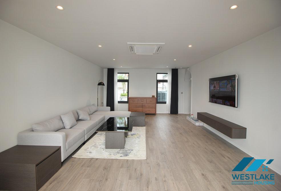 Căn Hộ Duplex 4 Phòng Ngủ Mới Đẹp, Sân Thượng Rông Thoáng Sáng Cho Thuê Tại Tô Ngọc Vân Tây Hồ, Hà Nội