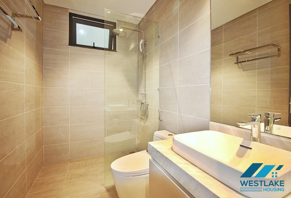 Cho Thuê Căn Hộ 3 Phòng Ngủ Sang Trọng, Hoàn Toàn Mới Tại Phố Tô Ngọc Vân, Tây Hồ, Hà Nội
