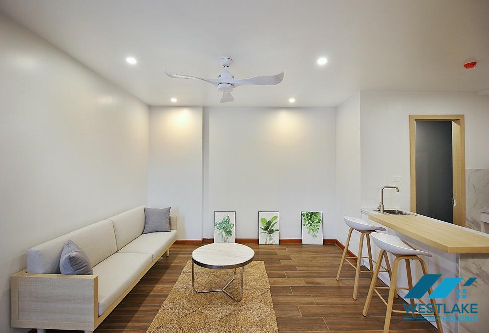 A modern one bedroom apartment for rent in Xuan Dieu area, Tay Ho, Hanoi