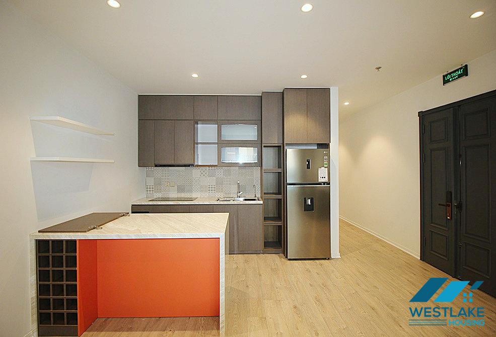 Cho Thuê Căn Hộ 2 Phòng Ngủ Mới Đẹp, Hiện Đại  Anh Sáng Tốt, Tại Tô Ngọc Vân, Tây Hồ, Hà Nội
