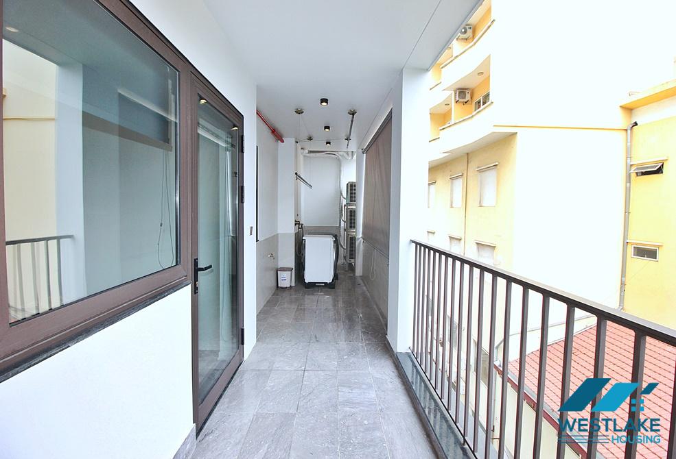 A morden and high floor 3 bedrooms apartment for rent in To Ngoc Van st, Tay Ho