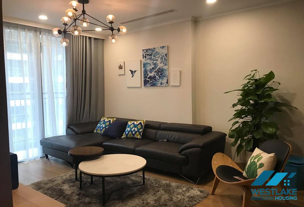 Cho thuê căn hộ 3 phòng ngủ ấm cúng và đẹp tại Vinhome Gardenia