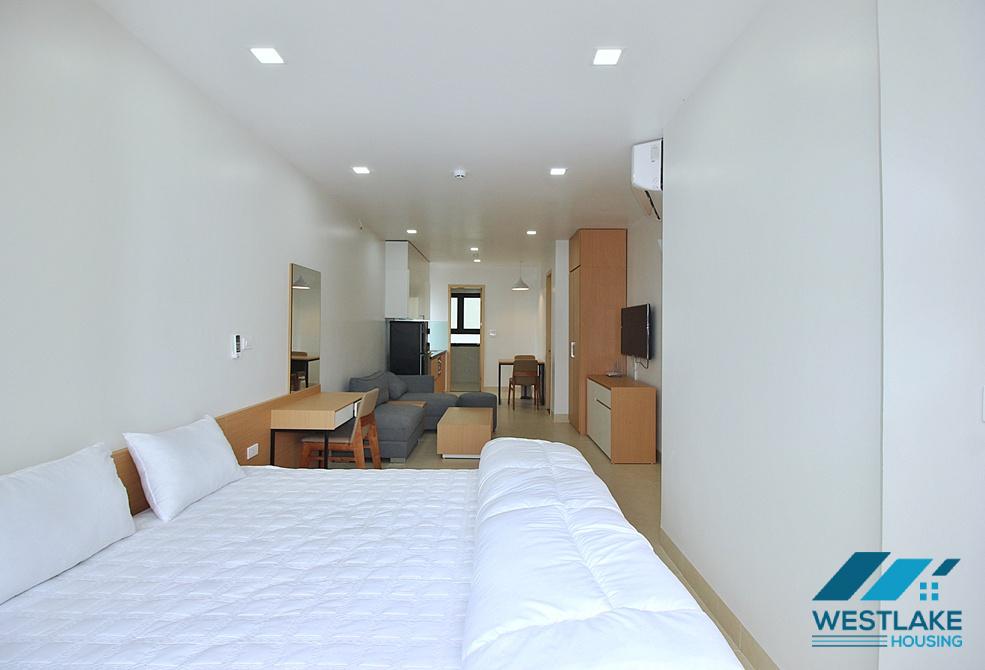 Bright and nice studio apartment for rent in Xuan Dieu area, Tay Ho District, Ha Noi