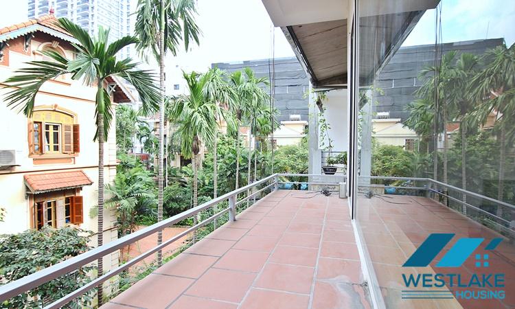 Nhà 5 Phòng Ngủ 5 Phòng Tắm Rộng Thoáng Cho Thuê Tại Phố Tây Hồ, Hà Nội