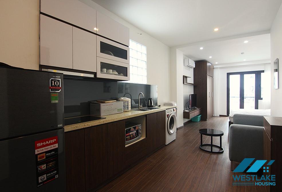 A cheap price apartment for rent on Xuan Dieu area, Tay Ho, Ha Noi