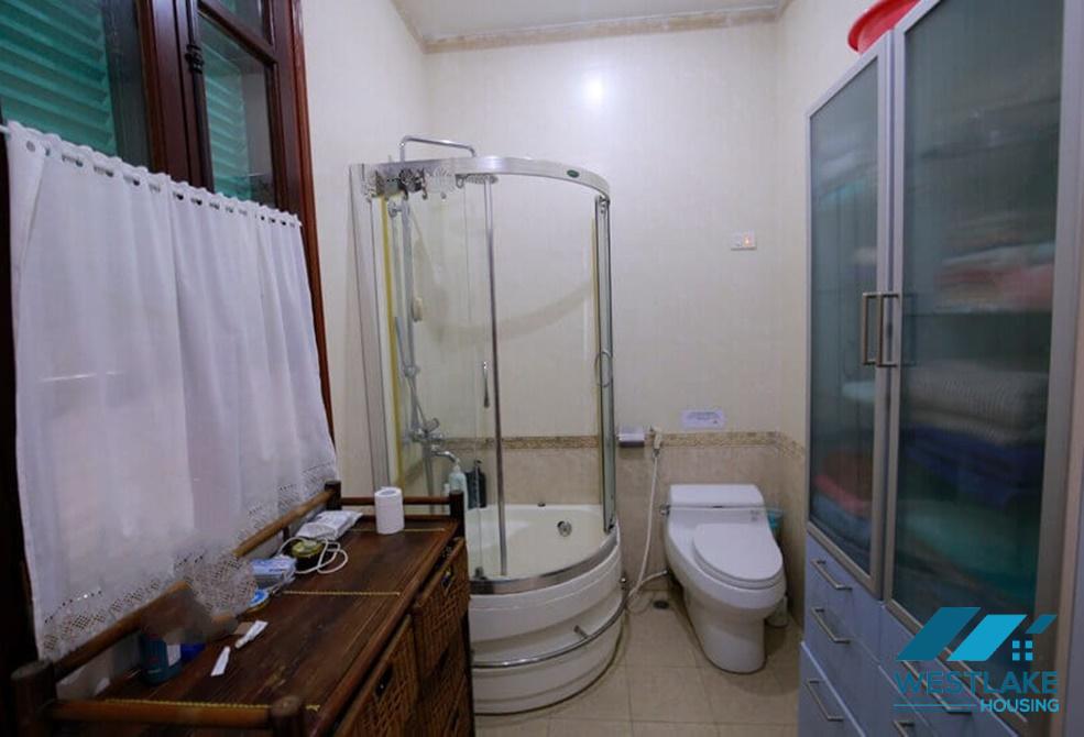 Biệt Thự 5 Phòng Ngủ Rộng, Hồ Bơi Ngoài Trợi Cho Thuê Tại Tây Hồ, Hà Nội
