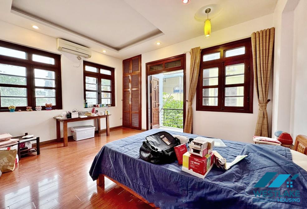 Garden four bedrooms house for rent in Tay Ho, Ha Noi