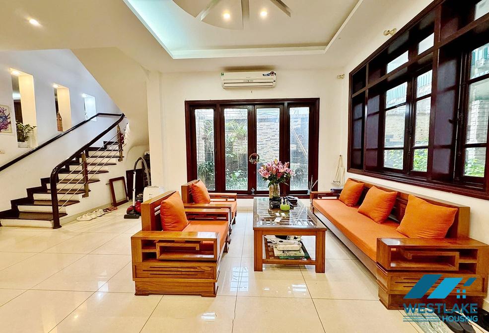 Garden four bedrooms house for rent in Tay Ho, Ha Noi