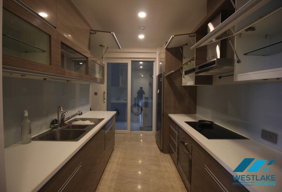 A new and good price 3 bedroom apartment for rent in Ciputra, Tay Ho, Ha Noi