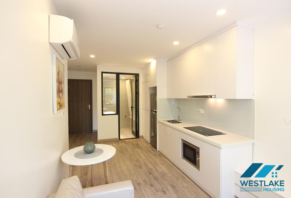 A modern one bedroom for rent on To Ngoc Van street, Tay Ho district, Ha Noi