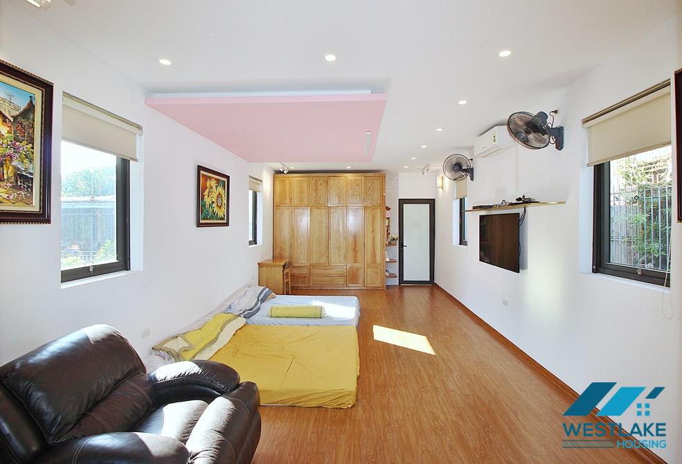 A beautiful 4 bedroom house for rent in Dang Thai Mai, Tay Ho