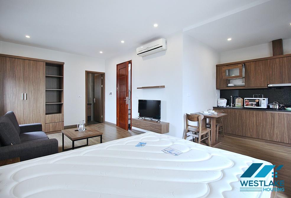 A brightly studio for rent in Dang Thai Mai, Tay Ho, Ha Noi