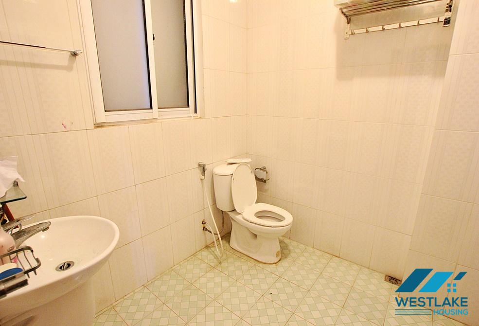 Ngôi Nhà Quyến Rũ 4 Phòng Ngủ Với  Hồ Bơi Rộng Thoáng Cho Thuê Tại Tây Hồ, Hà Nội
