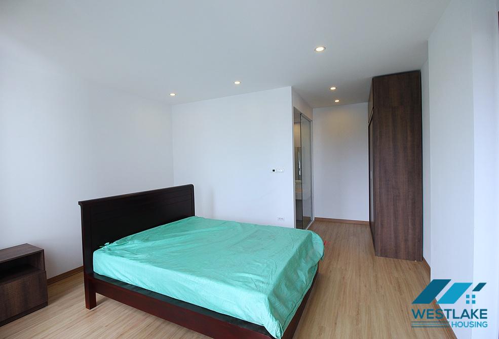 Spacious 03 bedrooms apartment with lake-view for rent in Tay Ho, Ha Noi