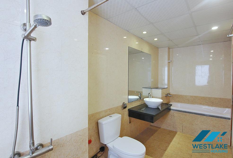Bright 03 bedrooms apartment for rent on Au Co street, Tay Ho, Ha Noi