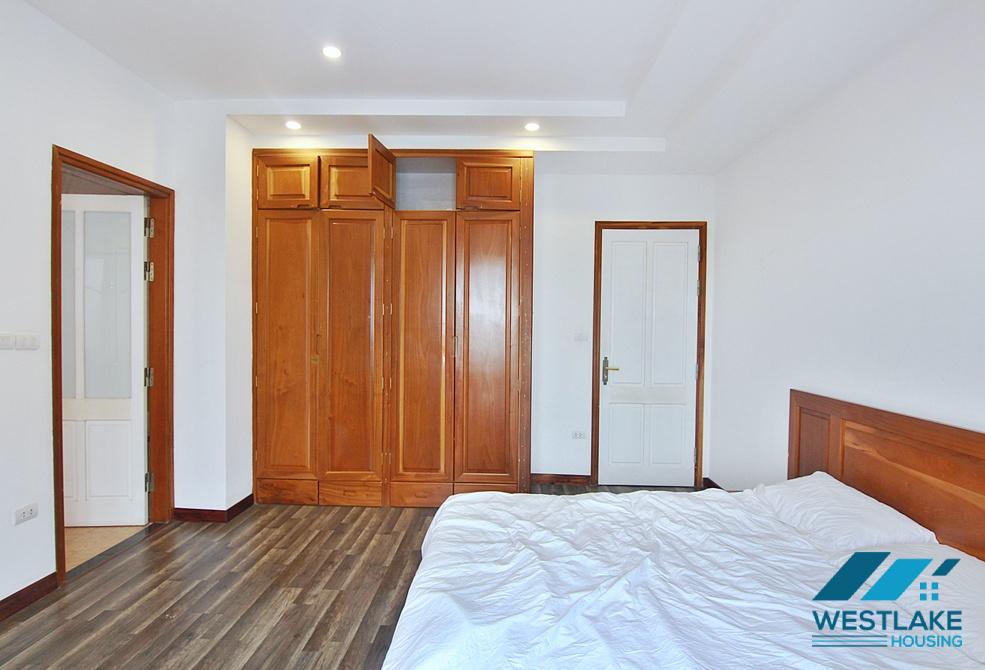 Bright 03 bedrooms apartment for rent on Au Co street, Tay Ho, Ha Noi