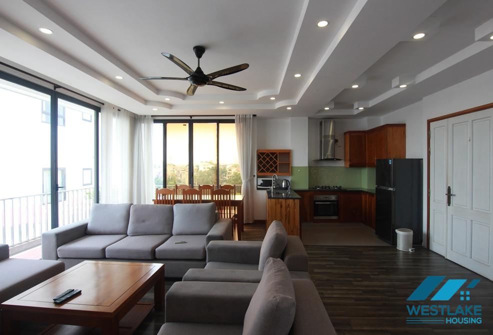 Bright 03 bedrooms apartment for rent on Au Co street, Tay Ho, Ha Noi