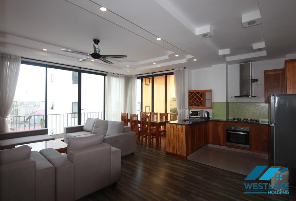 Bright 03 bedrooms apartment for rent on Au Co street, Tay Ho, Ha Noi
