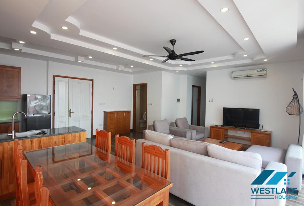 Bright 03 bedrooms apartment for rent on Au Co street, Tay Ho, Ha Noi