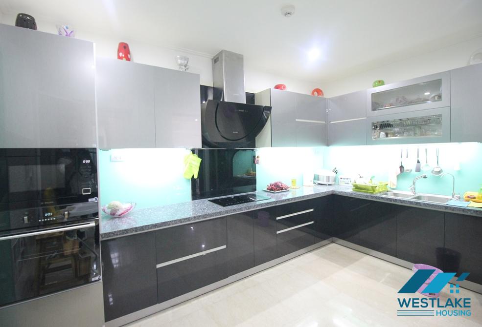 280 sqm 4 bedrooms 3 bathrooms apartment for rent in Ciputra Hanoi