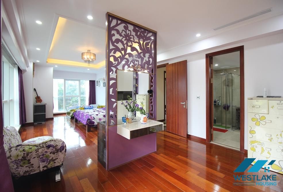 280 sqm 4 bedrooms 3 bathrooms apartment for rent in Ciputra Hanoi