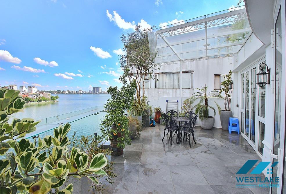 Amazing lake view one bedroom apartment for rent in Tay Ho, Ha Noi