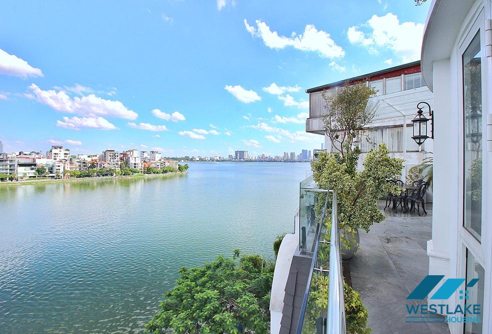 Amazing lake view one bedroom apartment for rent in Tay Ho, Ha Noi