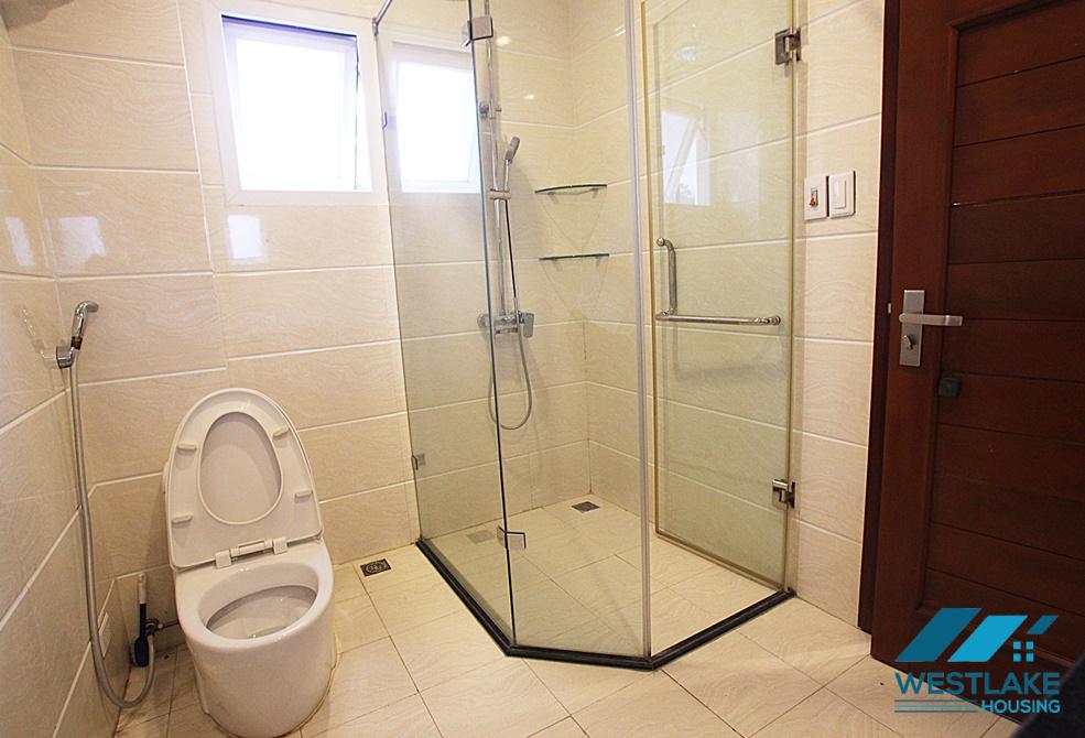 A cheap 2 bedroom apartment for rent in Dang Thai Mai, Tay Ho