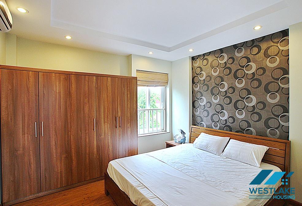 A cheap 2 bedroom apartment for rent in Dang Thai Mai, Tay Ho